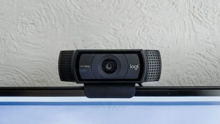 Do you work from home? How to prepare your space for video calls